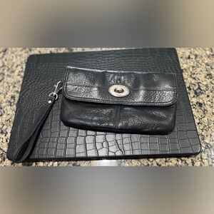 Fossil Black Leather Wristlet